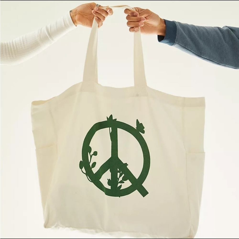 NWT Museum of Peace & Quiet x Free People tote bag